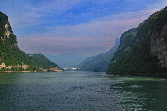 Yangtze River Cruise from Yichang to Chongqing Upstream in 5 Days 4 Nights - Who Would Enjoy This Cruise?