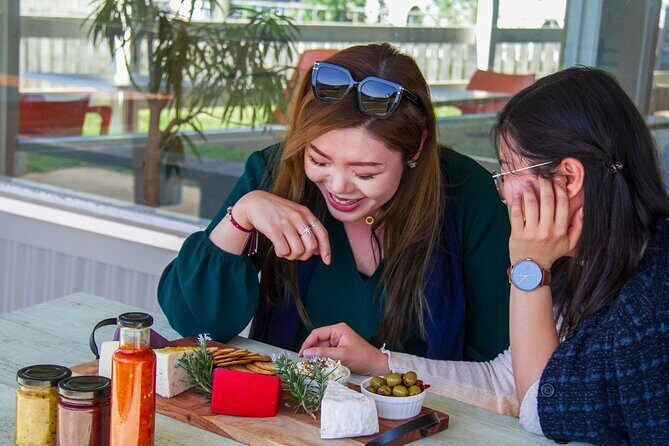 Yarra Valley Grazing Tour Wine, Cheese, Gin, Pizza from Melbourne - FAQ