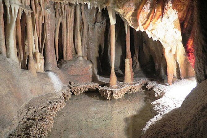 Yarrangobilly Caves: Jillabenan Cave Guided Tour - Exploring the Yarrangobilly Caves: Jillabenan Cave Guided Tour