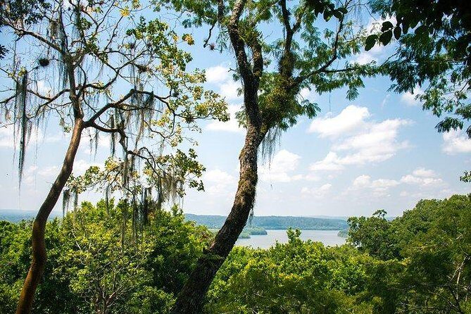 Yaxha VIP Exclusive Sunset Tour from Flores Guatemala - Key Points