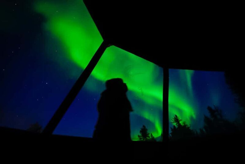 Yellowknife: 2 Nights Aurora Hunting and Viewing in Cabin - Key Points