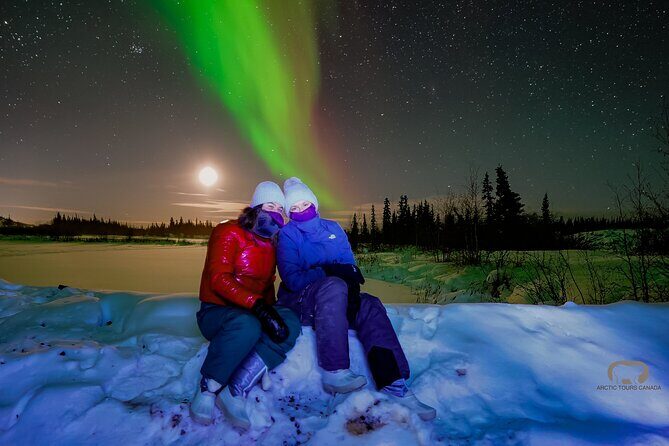 Yellowknife Private Northern Lights Tour with Transportation - Key Points