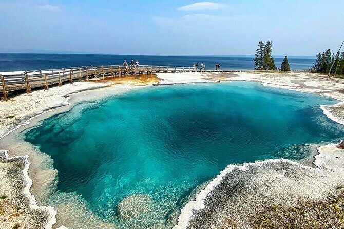 Yellowstone Grand Loop Ultimate Self-Guided Driving Tour - A Self-Guided Adventure Through Yellowstone’s Wonders