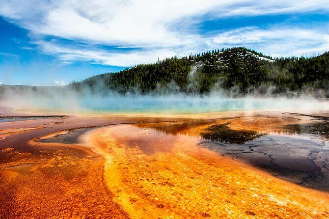Yellowstone Grand Loop Ultimate Self-Guided Driving Tour - Key Points