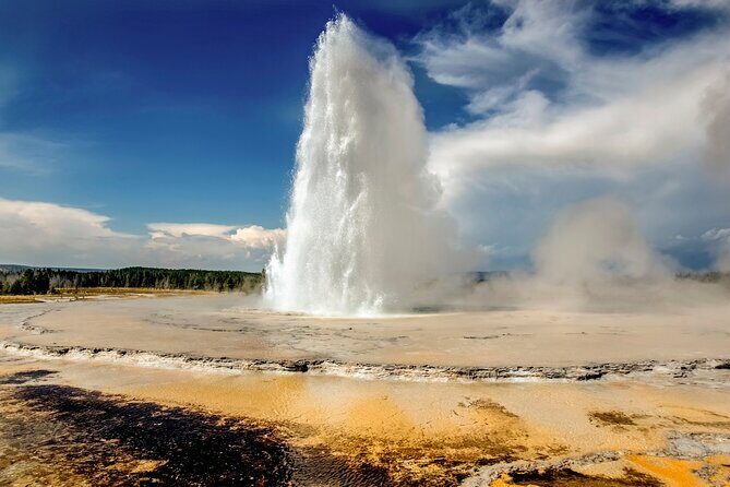Yellowstone & Grand Teton National Parks: Small Group 4-Day Tour - An In-Depth Look at the 4-Day Tour