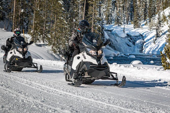 Yellowstone Old Faithful Full-Day Snowmobile Tour from Jackson Hole - An In-Depth Look at the Yellowstone Snowmobile Tour