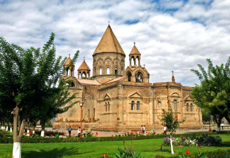 Yerevan: Echmiatsin St. Hripsime/Gayane, City tour Zvartnots - Key Points