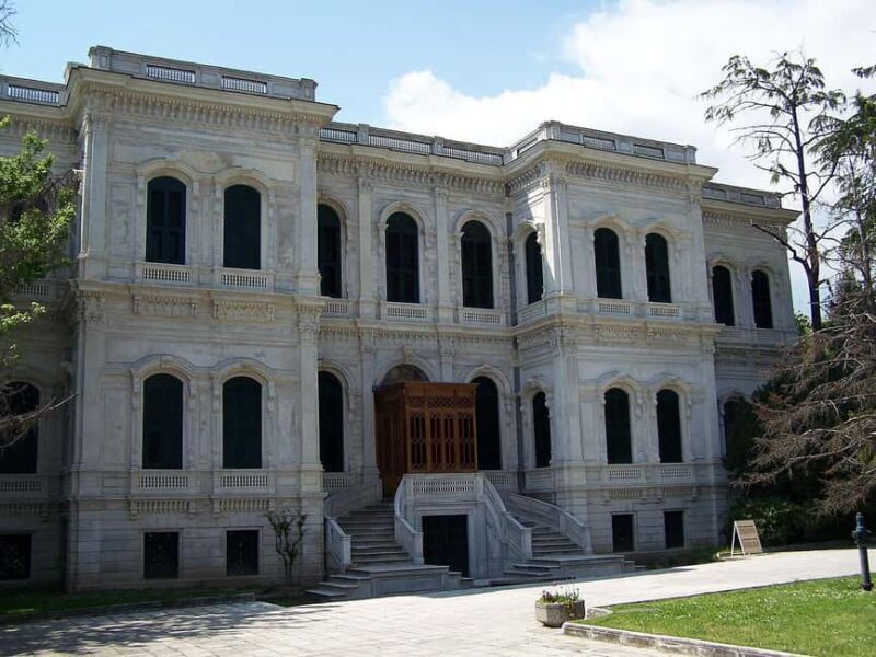 Yildiz Palace Skip the Ticket Line Entry & Audio Guide - A Closer Look at Yildiz Palace