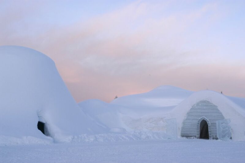 Ylläs: Snowmobile Tour to Arctic Snow Village & Snack - Key Points
