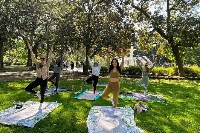 Yoga in Forsyth Park - Yoga in Forsyth Park: A Refreshing Outdoor Yoga Experience in Savannah