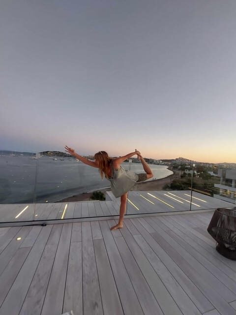 YOGA & MEDITATION AT THE BEACH OR IN THE FOREST - The Journey of the Session: A Step-by-Step Breakdown
