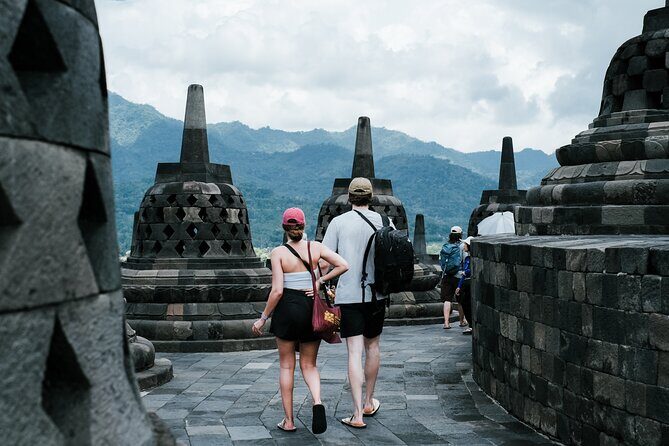 Yogyakarta Borobudur Climb Up And Prambanan Temples Sharing Tour - Key Points
