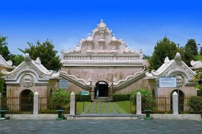 YOGYAKARTA CITY TOUR,SULTAN PALACE,WATER CASTLE AND CRAFTS. - FAQ