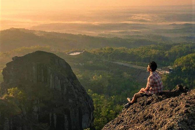 Yogyakarta Hiking Nglanggeran with English / Dutch / Italian / French Guide - The Sum Up