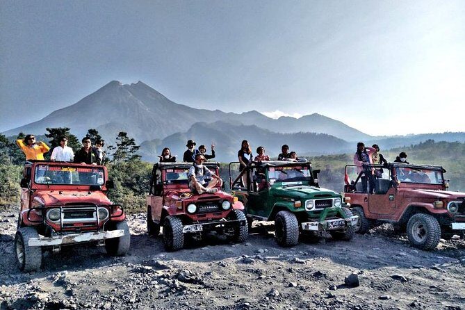 Yogyakarta: Sunrise at Setumbu & Borobudur Temple & Mount Merapi - Key Points