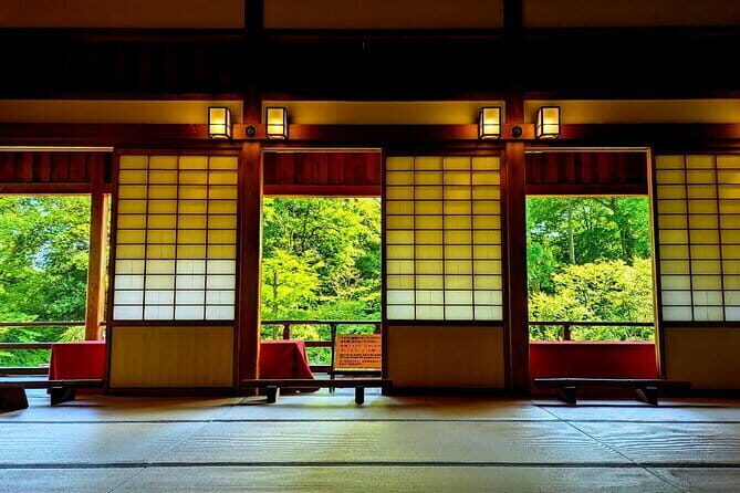 YokaBus Kokura Castle Tea Ceremony and Japan Toilet Innovation - An In-Depth Look at the Tour