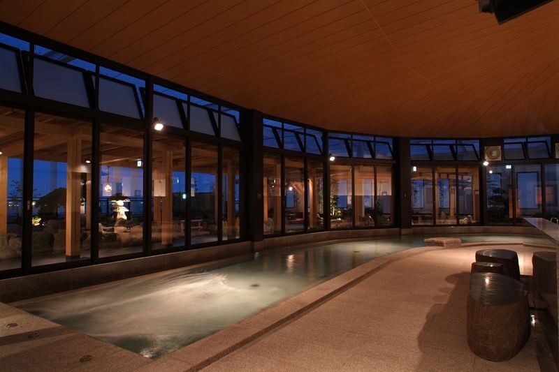 Yokohama Minatomirai Manyo Club Onsen Experience in Yokohama - Is the admission price good value?
