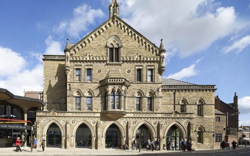 York: City Walking Tour & Exploration Game - Who Will Love This Tour?
