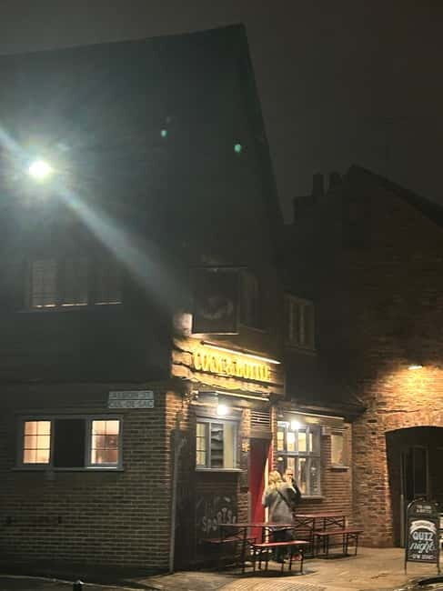 York: Forbidden Chronicles Ghosts and History Tour - In The Sum Up