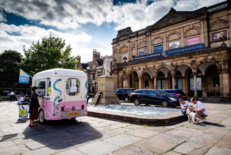 York: Guided Photography Walking Tour - An Engaging Glimpse into York Through Your Lens