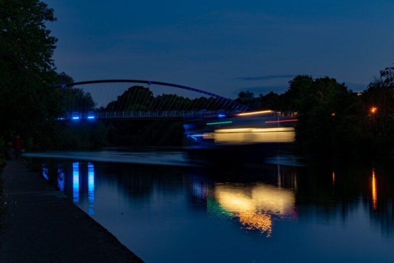 York: Party Cruise with Drink, Dinner, and DJ - Key Points