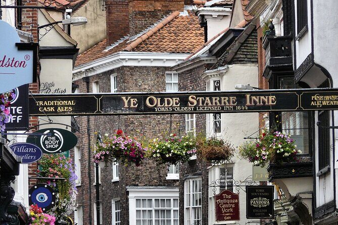 York Private Walking Tour with a Professional Guide - The Complete Story of Your York Private Walking Tour