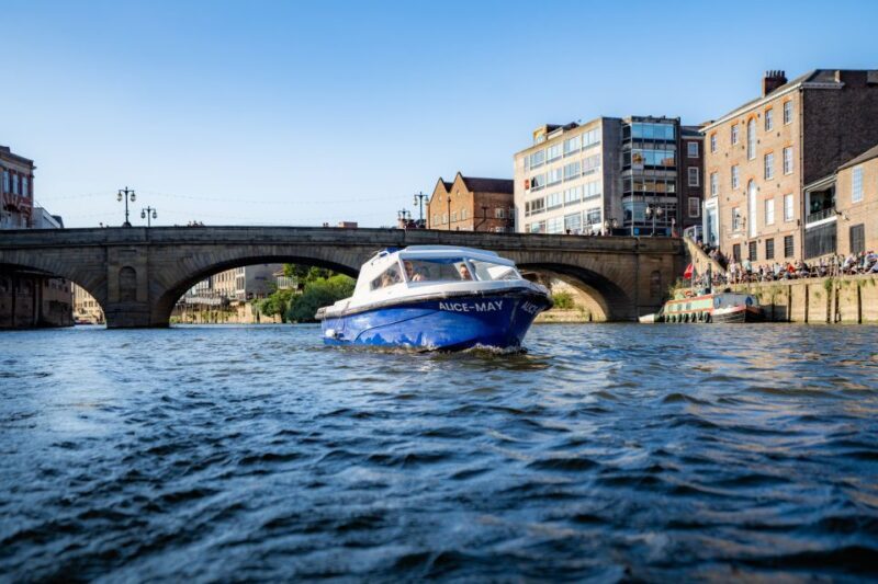 York: Self-Steer Boat Rental - The Sum Up