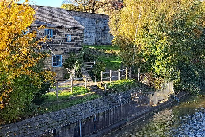 York's Famous Ghosts Smartphone App walking tour - Exploring York’s Dark Side with the Ghosts Smartphone App Tour