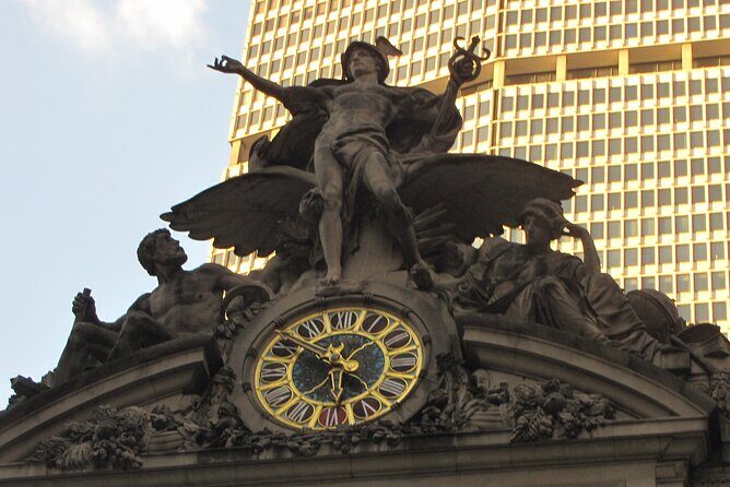 Young Trump and Obama in New York with Local Private Guide - A Deep Dive into the Tour Experience