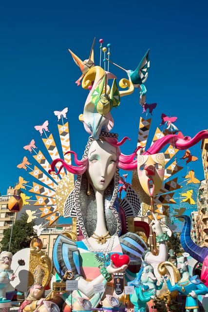 Your Exclusive Alicante: Private Castle Tour with Drinks - Exploring the Food Market
