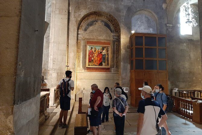 Your Lucca Walking Tour English OR Italian - Who Should Consider This Tour?