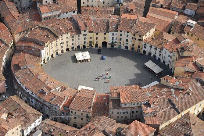 Your Lucca Walking Tour English OR Italian - The Sum Up