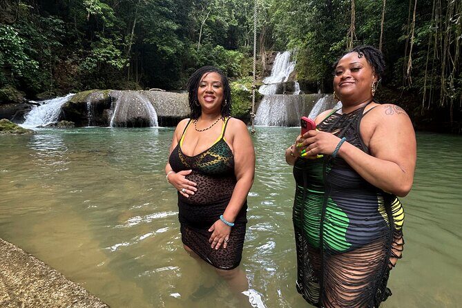 YS Falls and Zipline with Floyds Pelican Bar Full Day Tour - FAQs