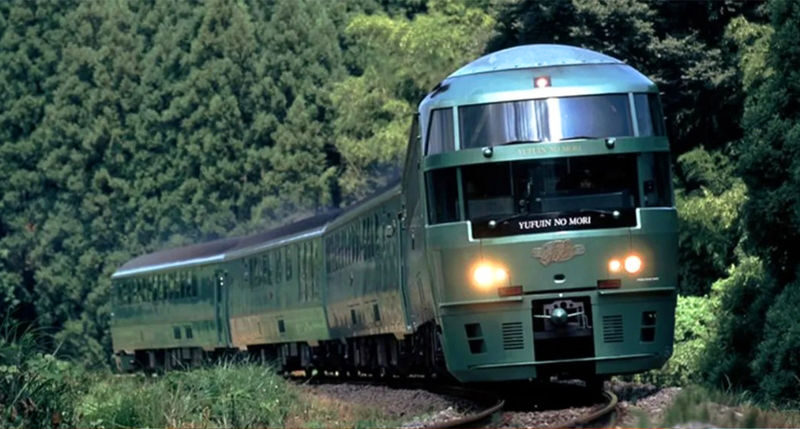 Yufuin & Hita Full-Day Tour with Yufuin no Mori Option - The Yufuin no Mori train: scenery with a crowd caveat