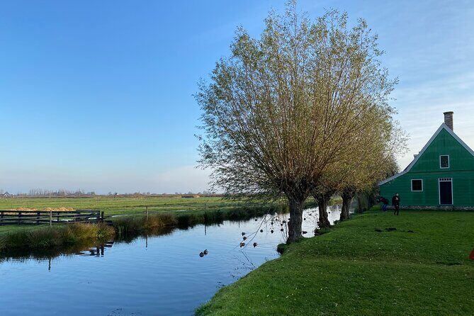 Zaanse Schans and Giethoorn Small-Group Tour with Hotel Pick-Up - A Deep Dive into the Dutch Day Trip Experience