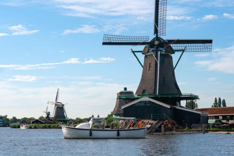 Zaanse Schans: Private Cruise + Live Guide + Drinks Included - Final Thoughts
