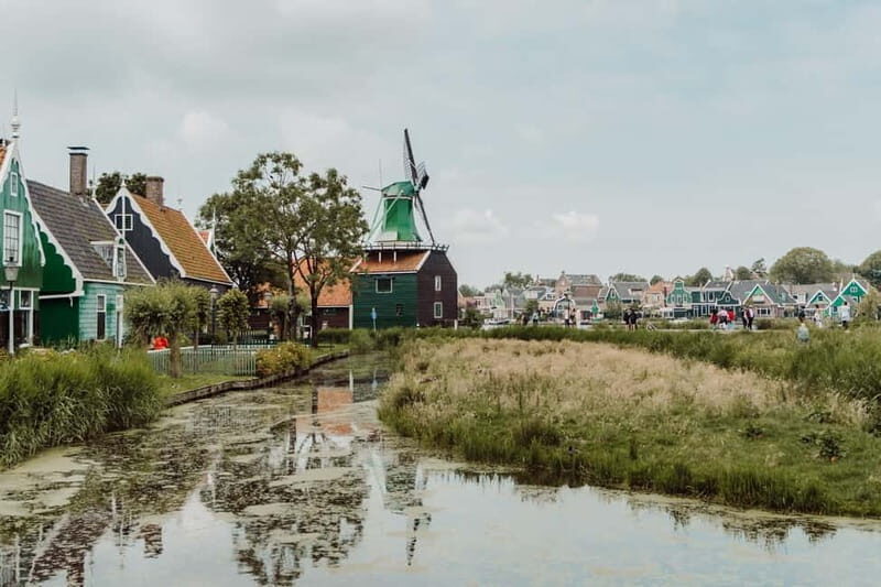 Zaanse Schans: the windmills village tour in Italian - Who this tour is best for