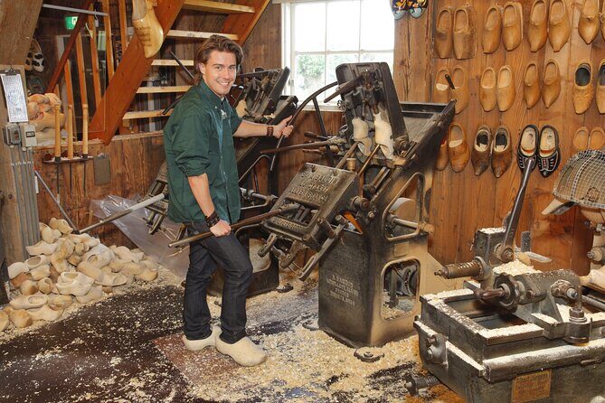 Zaanse Schans Windmills and Cheese Guided Tour from Amsterdam - FAQ