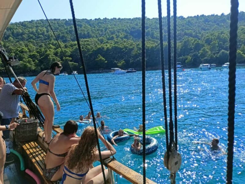 Zadar: Boat Tour with Unlimited Wine & 3 Stops - FAQ