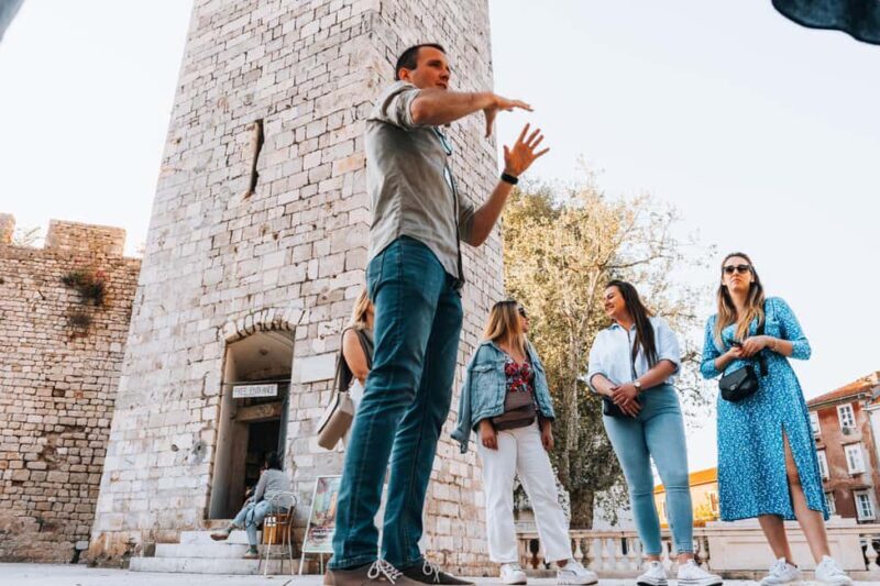 Zadar: Old Town Walking Tour - Key Points