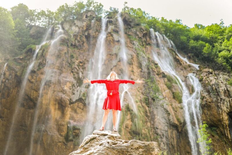Zadar: Plitvice Lakes Full-Day Guided Tour with a Boat Ride - Starting Point and Transportation