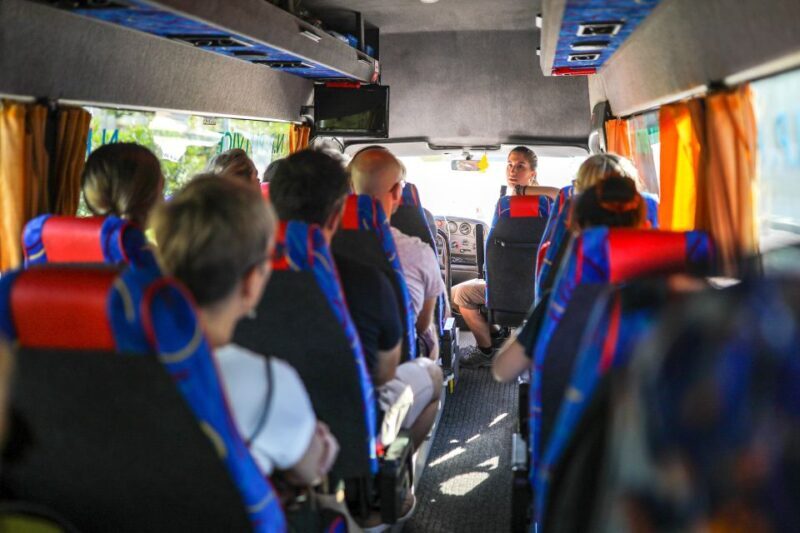 Zadar: Plitvice Lakes Full-Day Guided Tour with a Boat Ride - Arrival and Entry into Plitvice