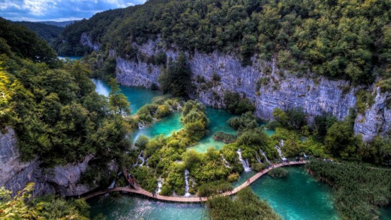 Zadar: Plitvice Lakes Guided Day Tour with Tickets - Who Will Enjoy This Tour?