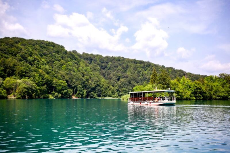 Zadar: Plitvice Lakes with Boat Ride and Zadar Old Town Tour - Practical Tips for Your Day Out
