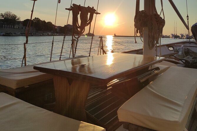 Zadar Private Authentic Wooden Boat tour with unlimited champagne - Key Points