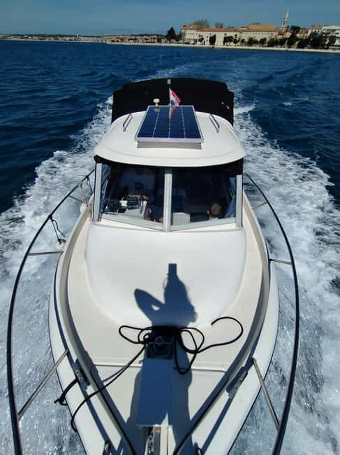 Zadar: Private Boat Tour & Snorkeling & Drinks - FAQs