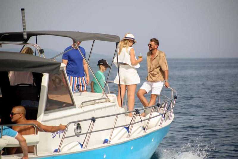 Zadar: Private Island-Hopping Cruise with Snacks & Wine - Key Points