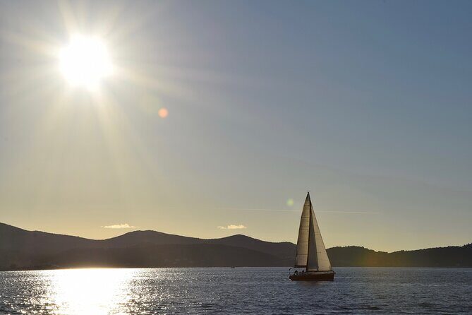 Zadar: Private Sailing Sunset Tour with champagne - Introducing the Zadar Private Sailing Sunset Tour with Champagne