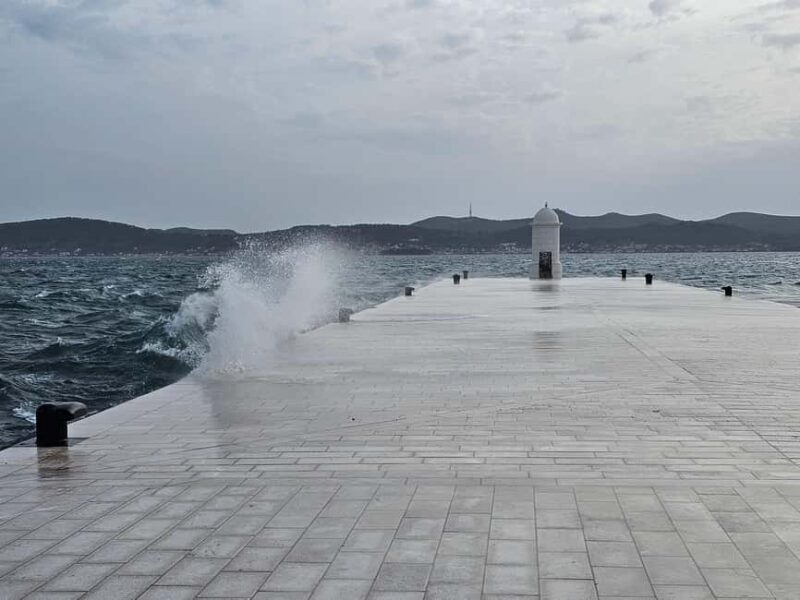 Zadar: Private walking tour through history and modern time - Key Points