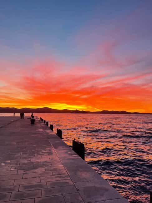 Zadar: Romantic Sunset Boat Tour with Champagne - The Experience in Detail